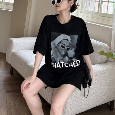 【DOE.FF】 人像寬鬆棉T (現貨) oversize 寬鬆上衣 下半身失蹤 素色上衣 素T T恤 TEE 上衣女