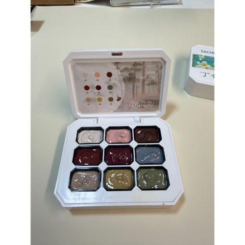 美甲二手用品出清