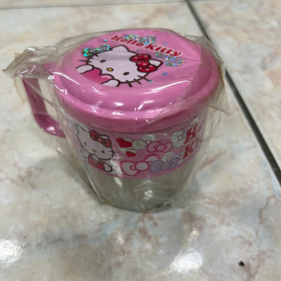 出清韓國正版hello kitty 漱口杯 庫存品 包裝不整