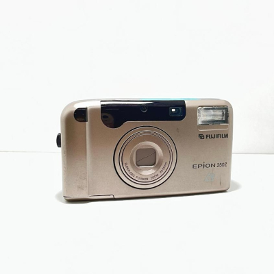 【兔子棒棒相機店】FUJIFILM EPION 250Z 富士APS底片相機 (附手腕帶+電池)