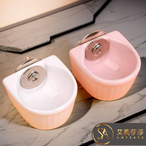艾美莎莎?台灣現貨 寵物食盆 倉鼠 自動餵食器 倉鼠飼料盒 陶瓷食盆 寵物食盆 倉鼠自動餵食器 小寵陶瓷掛碗 倉鼠陶瓷碗