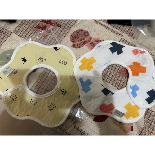 圍兜