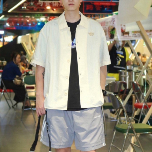 Adidas 襯衫外套 百搭完美一款襯衫上衣 好氣質✅ 短袖衬衫 男女同款 黑、淺黑、米白、卡其，XS-2XL ✔️
