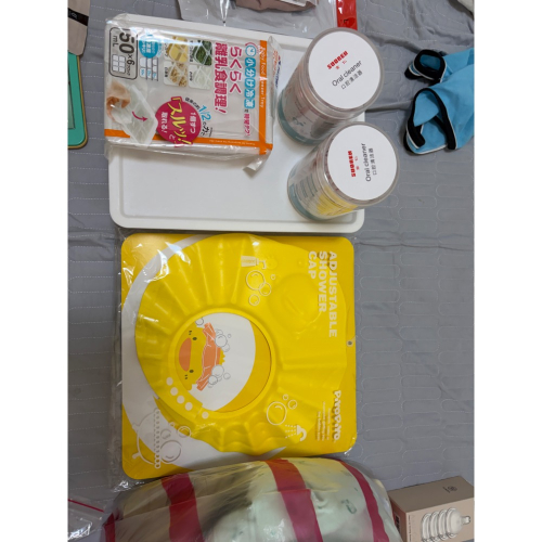 浴帽+口腔棉棒+包包+副食品盒+贈品