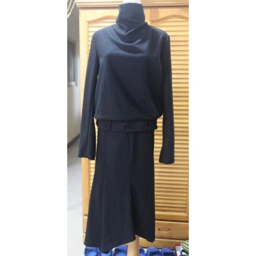 °☆ 珮齊精品舖 ☆° 正韓 - 黑色立領毛料裙裝 OL實穿款